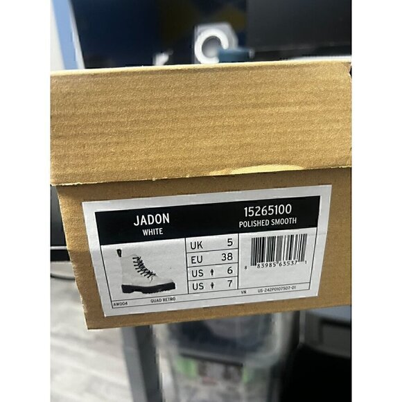 Dr. Martens NWT Jadon White Polished Smooth Leather Quad Retro Boots, 7 WOMEN - Picture 4 of 4